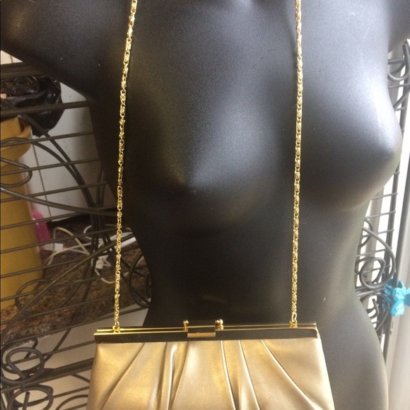 💥GUNNE SAX by jessica mc clintock pleated clutch - Picture 3 of 5